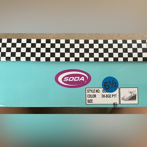 Soda Snake Skin Wedges - Picture 4 of 4